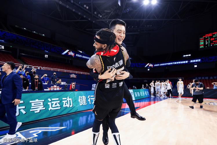 CBA总决赛尘埃落定,究竟是哪支球队笑到最后?