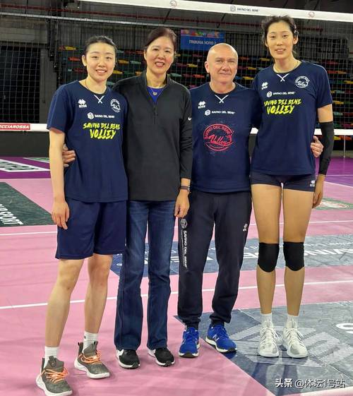 中国女排的骄傲：朱婷与郎平的非凡师徒情！