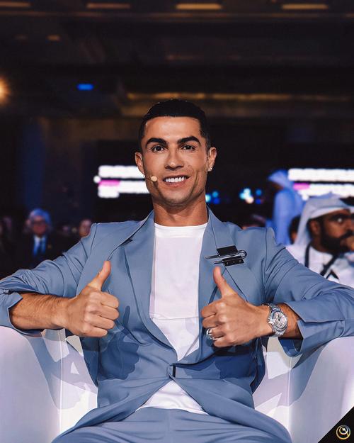 足球巨星C罗现在在哪支球队踢球？答案揭晓！