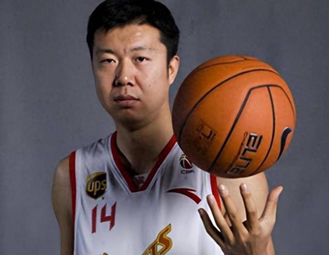 王治郅滞美不归事件：二十年后，我们能还原真相吗？