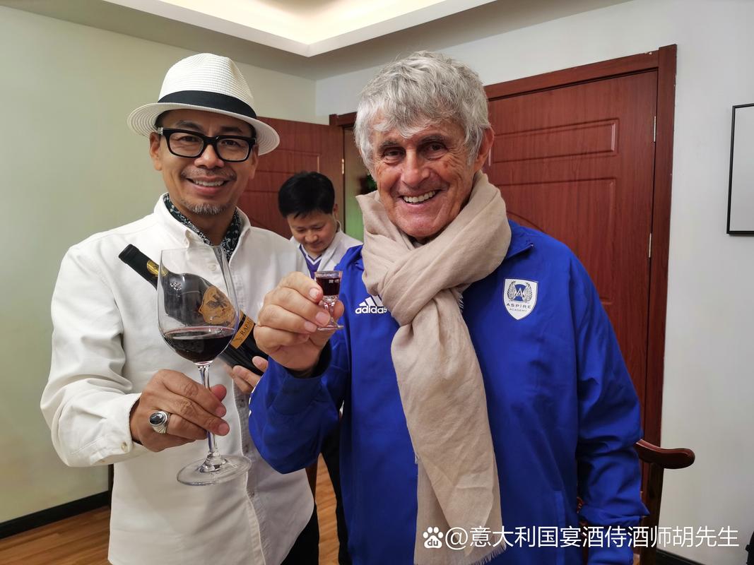 “神奇教练”米卢蒂诺维奇的国籍是哪里？一起来看看！