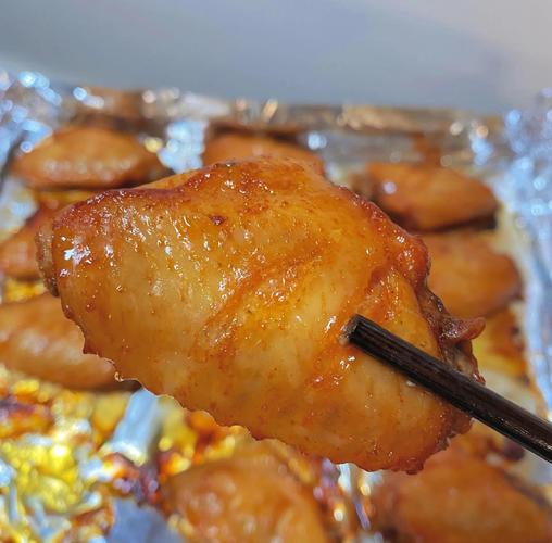 教你奥尔良鸡翅腌制技巧,鲜嫩多汁的秘诀都在这里