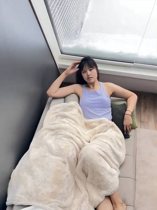 深扒李月汝身高体重：中国女篮实力中锋的秘密武器