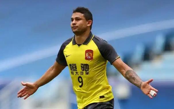 广州恒大外援都去哪踢球了?他们的职业生涯最新动态