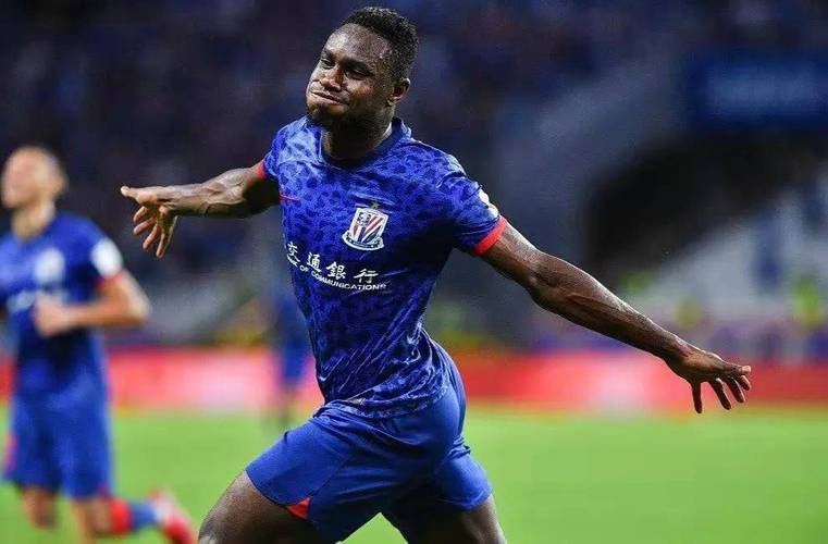 想了解马克莱莱?先来看看他职业生涯的主力位置!