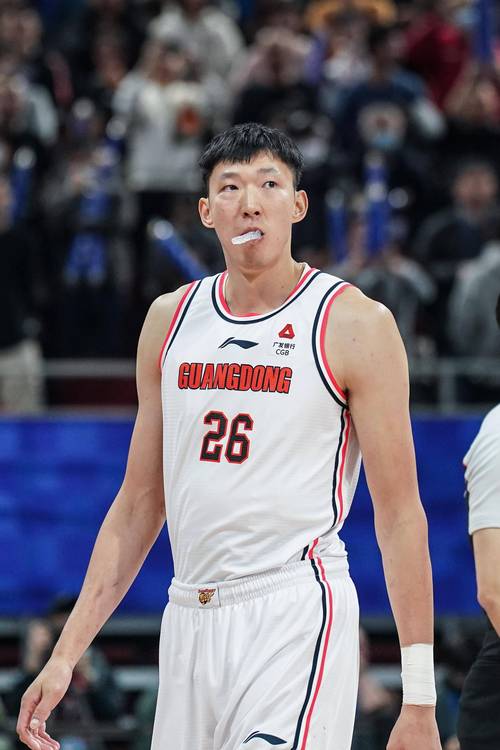 周琦现在效力于哪支球队？CBA球员周琦去向揭晓
