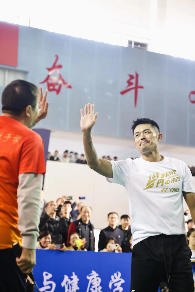 超级丹林丹PK大马一哥李宗伟,究竟谁更胜一筹?