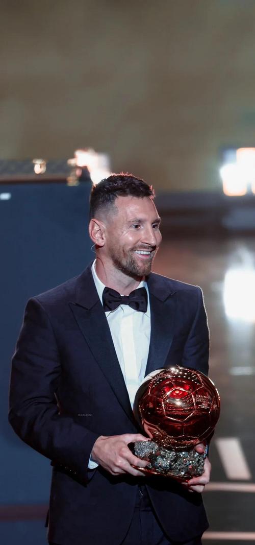 梅西年薪是多少欧元?球王收入曝光,你猜得到吗?