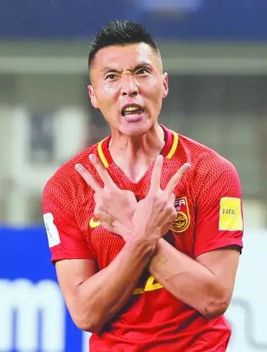 于大宝怎么踢后卫？他真的适合打后卫吗？