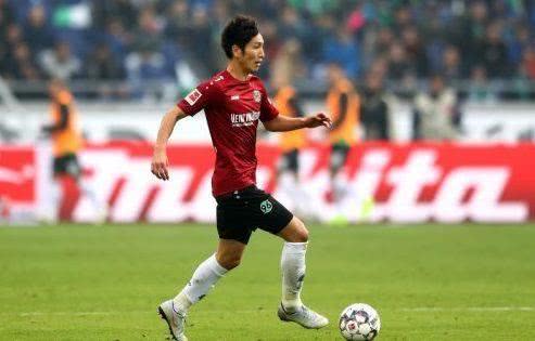 足球明星原口元气：他究竟踢哪个位置最擅长？