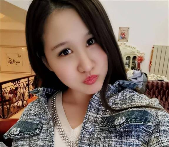 深扒杜锋第一任妻子：游泳冠军的背后故事