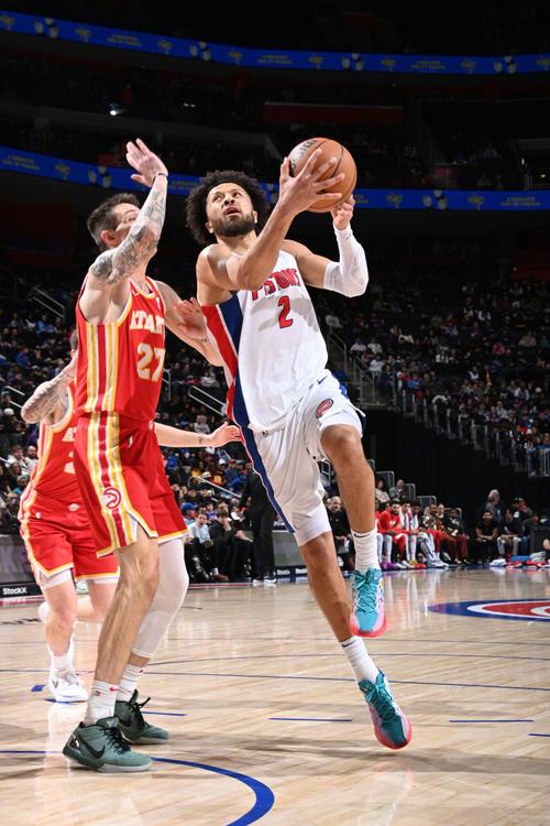 特雷杨遭球迷疯狂辱骂,究竟发生了什么?