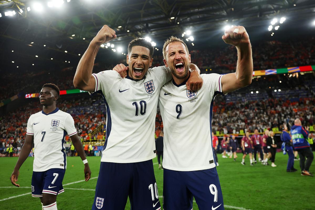 世界杯赛场:瑞典和英格兰,究竟谁更厉害?