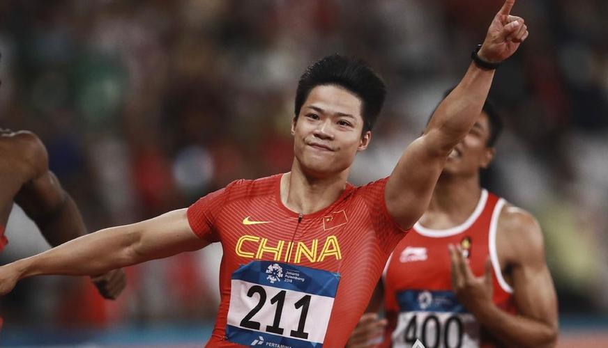 刘翔VS苏炳添：谁是中国田径的巅峰王者？