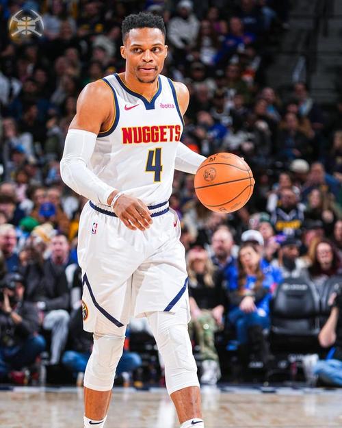 想知道维斯布鲁克的选秀顺位?解读他职业生涯的成功与挑战!