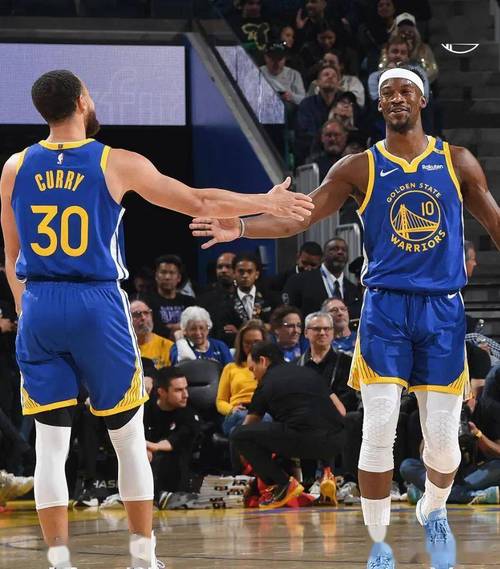 马刺VS勇士：谁更厉害？实力对比深度分析