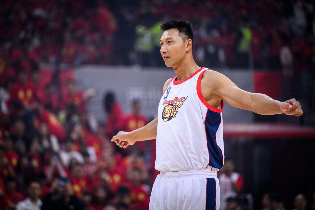 易建联NBA生涯效力过哪些球队？详细介绍其NBA时期