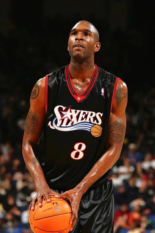 2014年NBA状元是谁?维金斯的篮球之路与成就