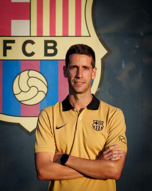 巴萨9号桑切斯:他究竟穿了几号球衣?