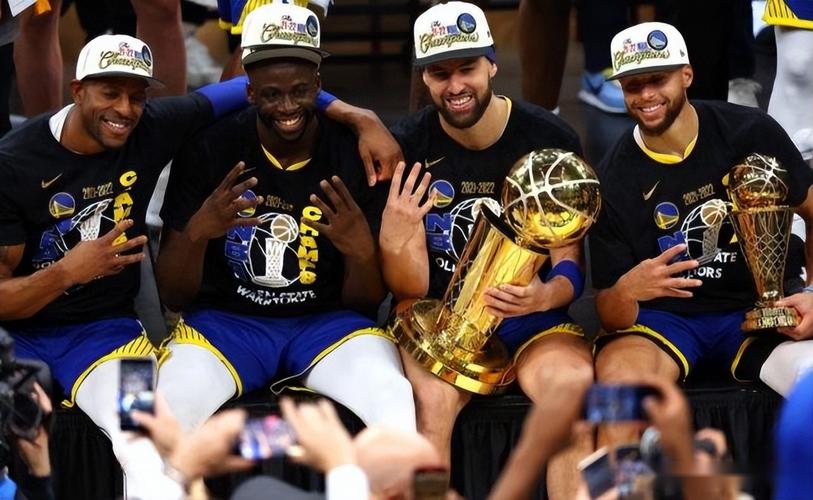 马刺VS勇士：谁更厉害？实力对比深度分析