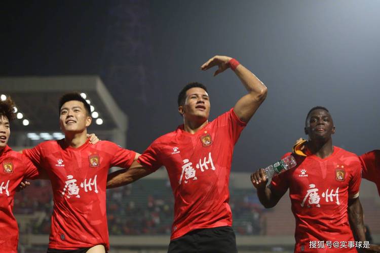 中超广州恒大怎么了？昔日霸主如今为何降级？