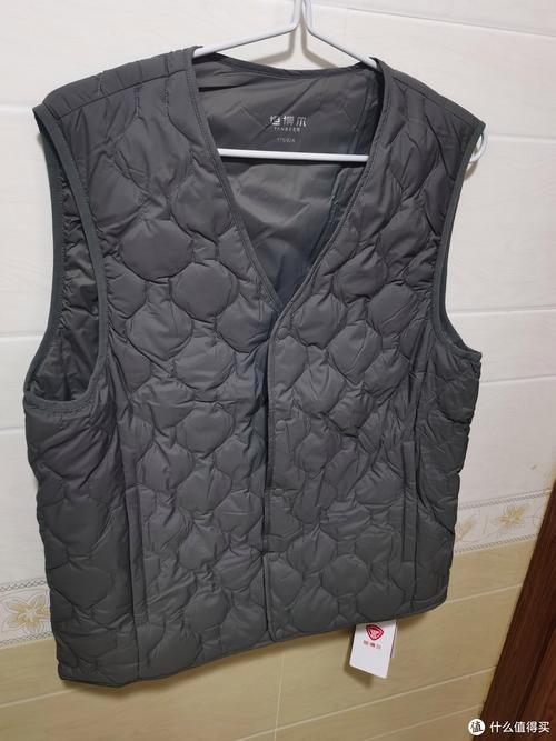 坦博尔羽绒服价格贵吗？性价比高不高？