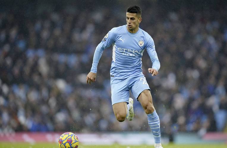 尤文图斯为何忍痛割爱？坎塞洛转会内幕大揭秘