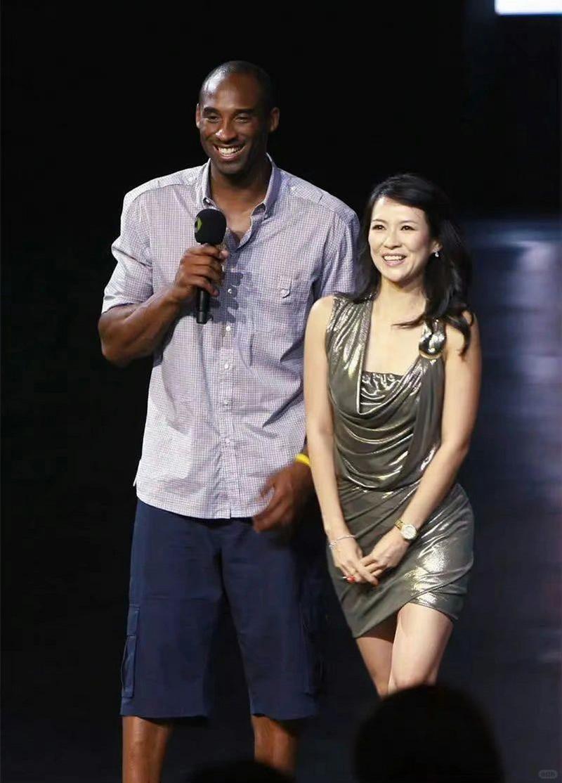 科比章子怡关系揭秘：是真的“铁”关系吗？