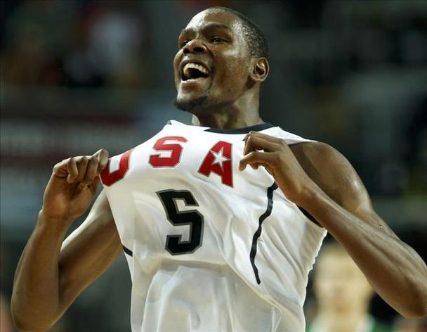 篮球巨星杜兰特真实身高几何？FIBA和NBA数据矛盾重重！