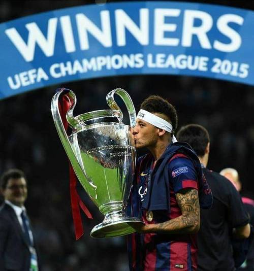 内马尔离开巴萨加盟巴黎:是高薪诱惑还是另有隐情?