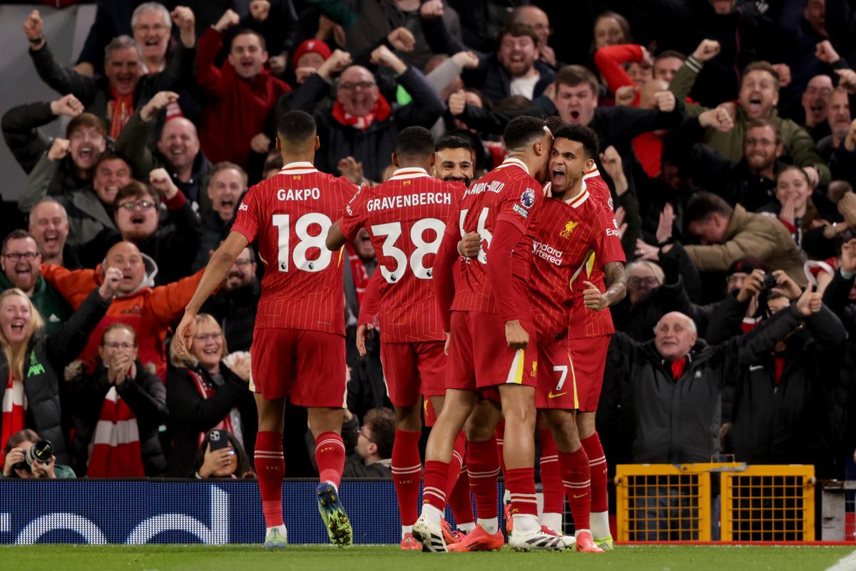 利物浦对阵曼城谁更强?球迷热议不断