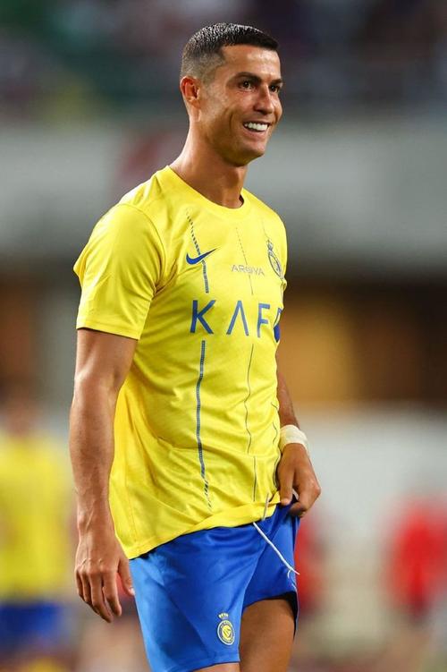 C罗不开心：队友进球，他却一脸沮丧