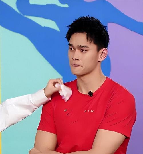 孙杨事件：从抗检到禁赛，背后的复杂原因
