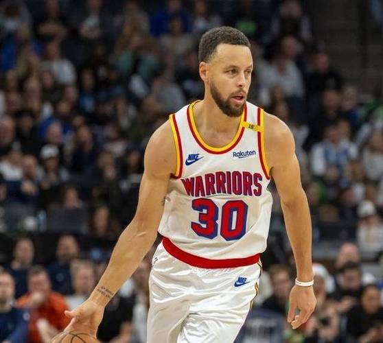 你知道库里打哪个篮球队吗?带你了解库里的NBA球队生涯。