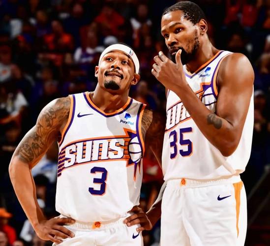 篮球巨星杜兰特真实身高几何？FIBA和NBA数据矛盾重重！