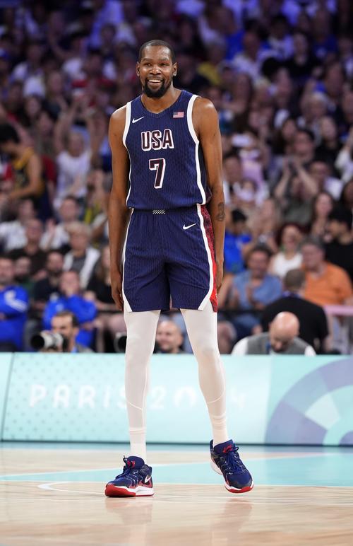 篮球巨星杜兰特真实身高几何？FIBA和NBA数据矛盾重重！