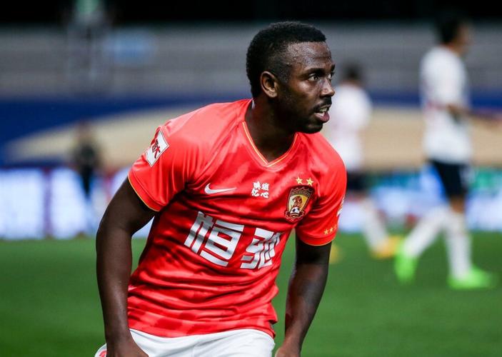 揭秘广州恒大队史上的那些著名前锋球员