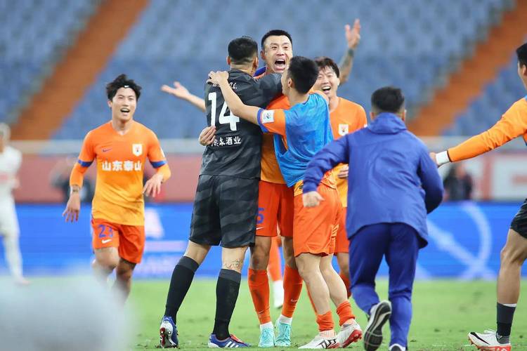 鲁能有多少次足协杯冠军？8次冠军，王者荣耀不容置疑！