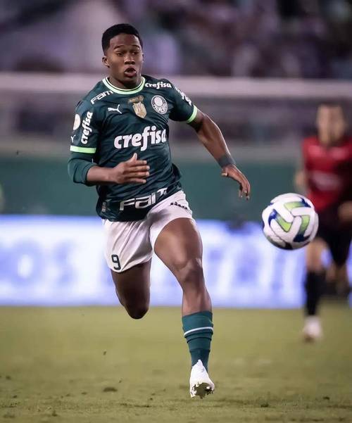 没有皇马球员的西班牙队！恩里克的决定引发巨大争议