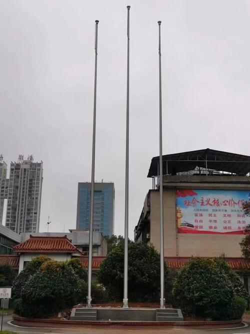 学校旗杆尺寸多少米?幼儿园小学中学大学旗杆高度参考
