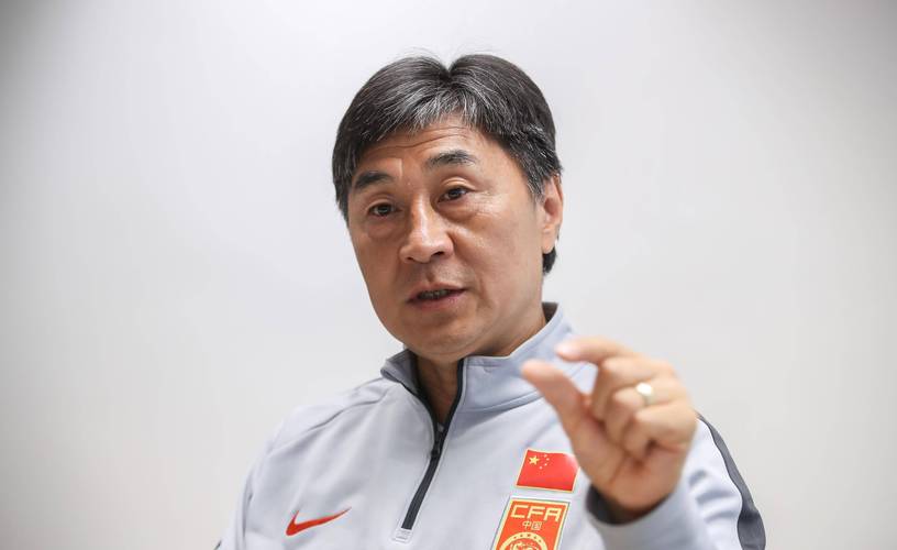 奥运惨败后，贾秀全为什么迟迟不下课？