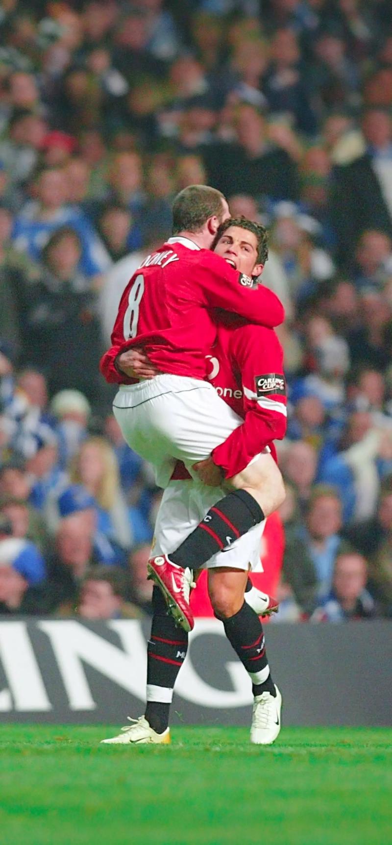 C罗曼联时期回顾：他究竟效力了多少个赛季？