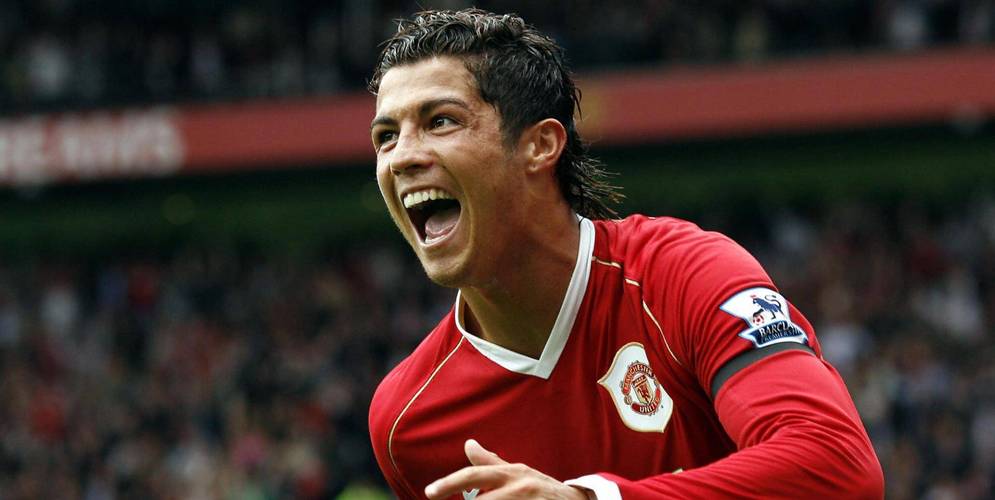 C罗曼联时期回顾：他究竟效力了多少个赛季？