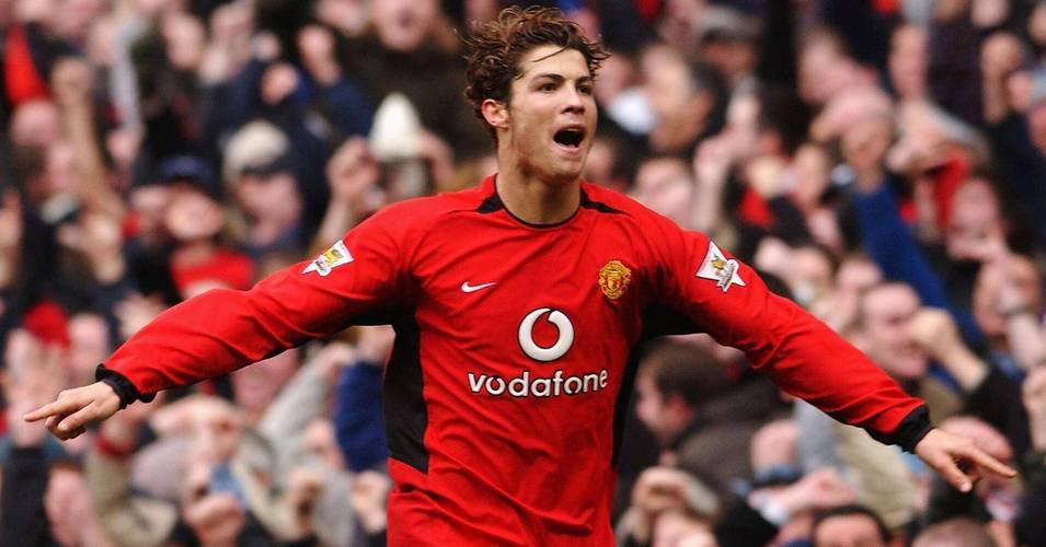 C罗加盟曼联还是曼城?这决定震惊了整个足球世界!