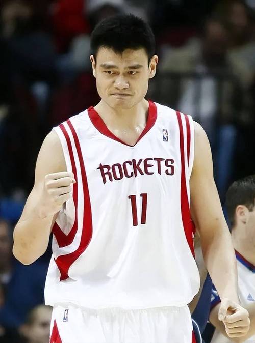 姚明到底有多少亿资产？篮球巨星的商业传奇