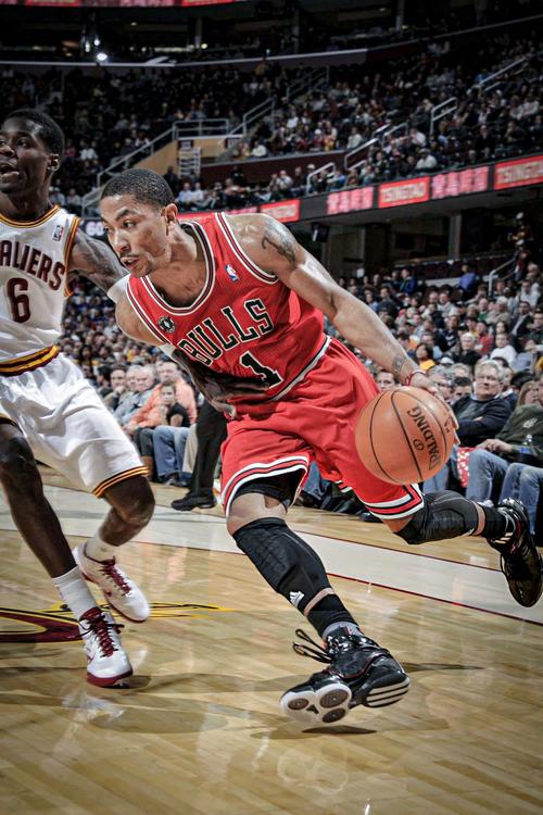 深度解读:罗斯2022年究竟去了哪里?赛季表现与未来走向