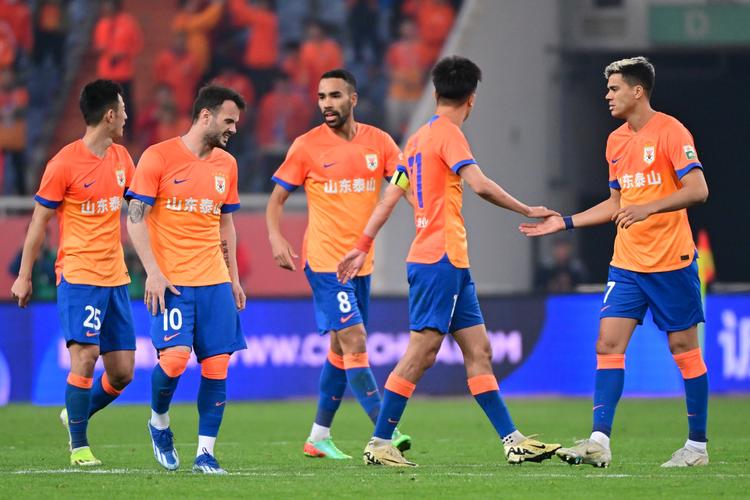 疫情之下亚冠派不上主力?球迷的疑问与猜测