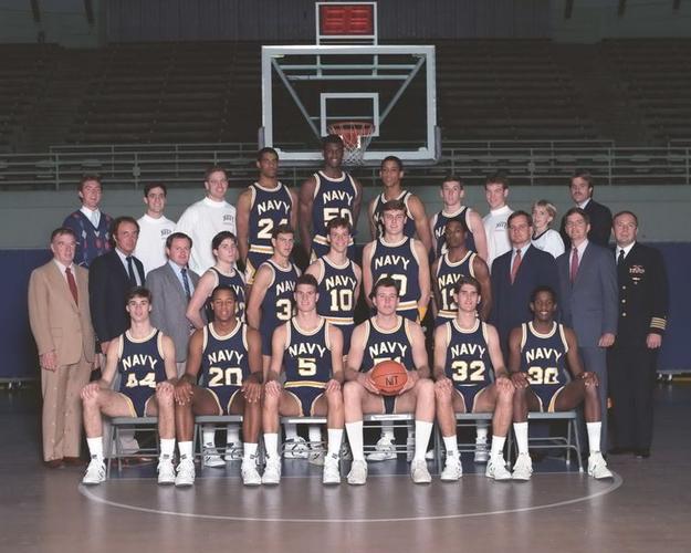 内特罗宾逊效力过哪些球队？他曾经的NBA球队有哪些？