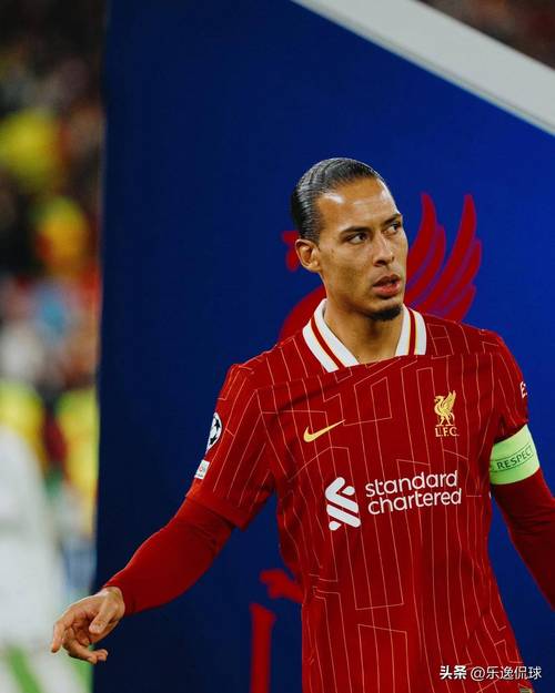 现在利物浦的9号球员是谁?他的表现如何?