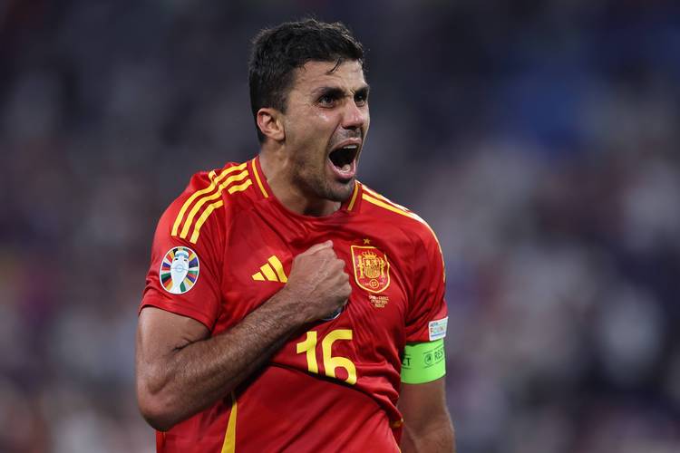 没有皇马球员的西班牙队！恩里克的决定引发巨大争议